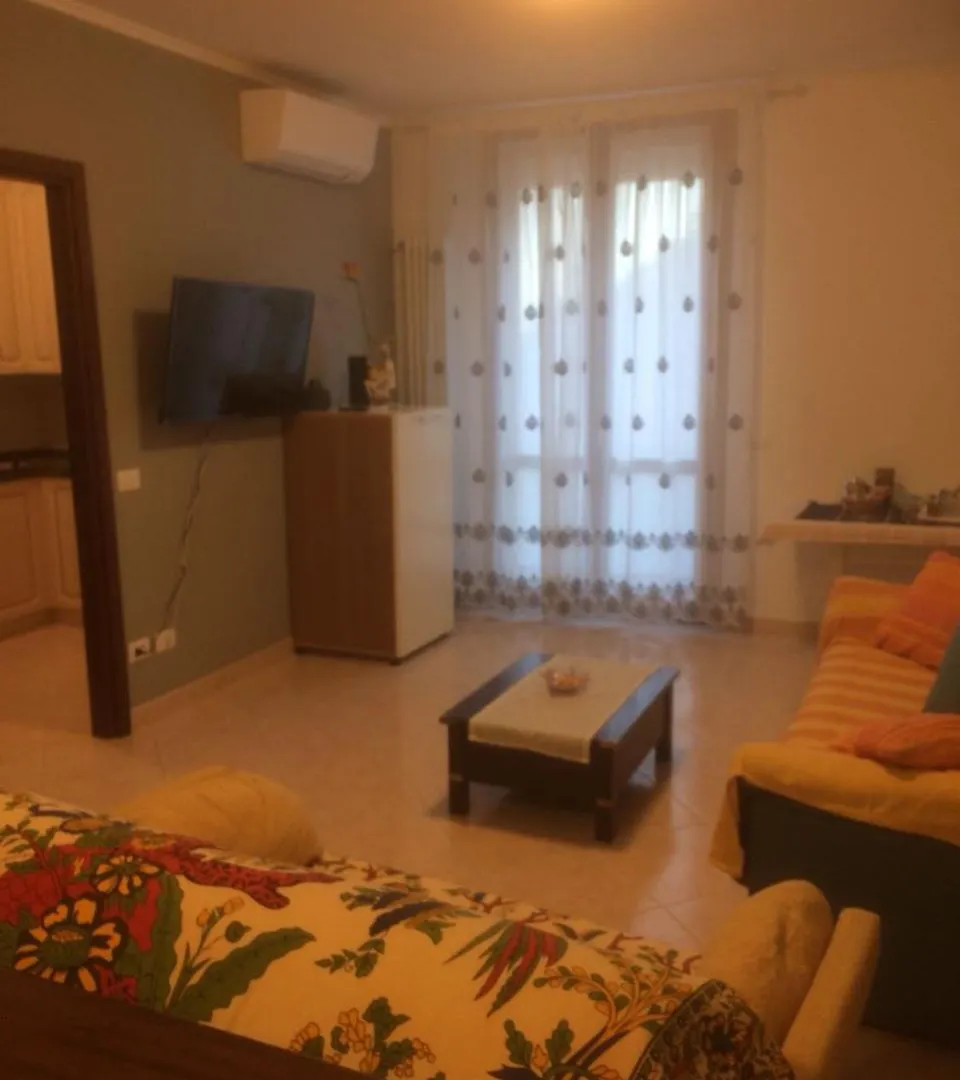In Tracastello - Air Cond - Parking Not Included - Guest house