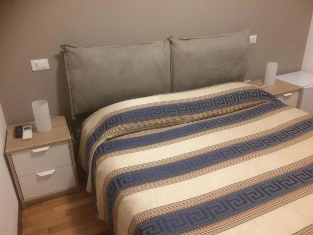 Guest house In Tracastello - Air Cond - Parking Not Included -